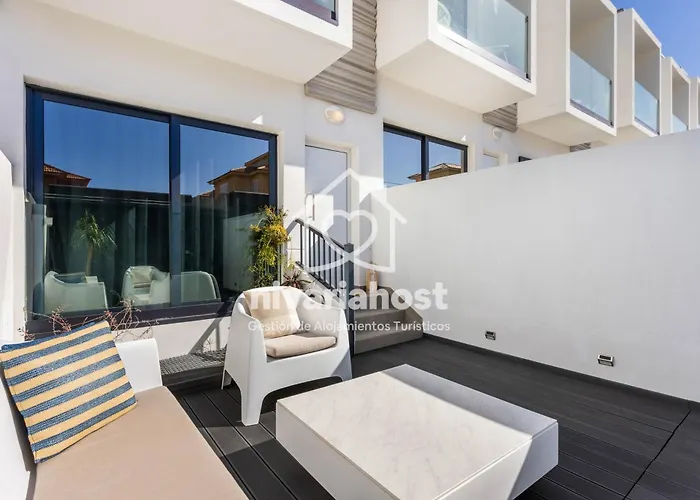 Holiday home The Oasis El Medano, By Nivariahost