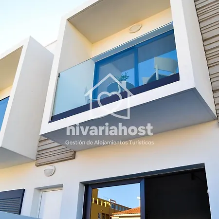 The Oasis El Medano, By Nivariahost *